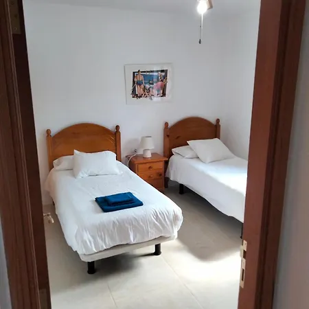 Casa Llamedos Feriehus *